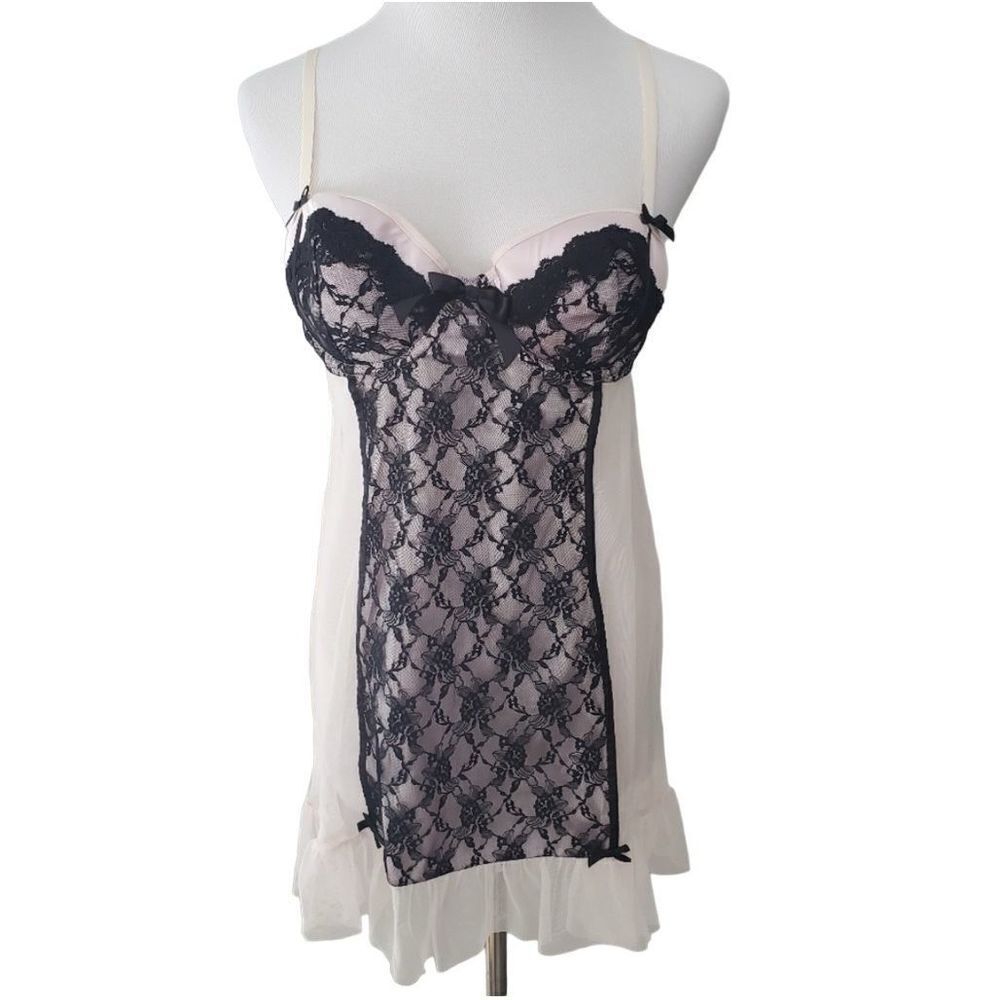 Linea Donatella Mesh Lace Babydoll Lingerie Valentine's Day Medium NWOT